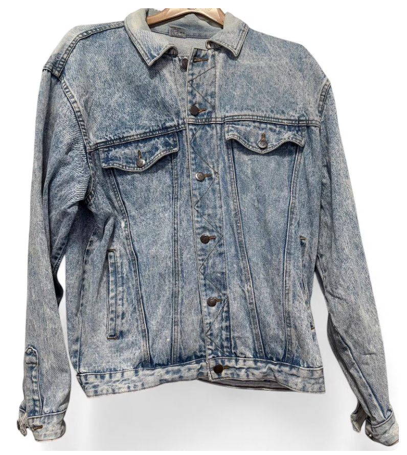 perfectly sun-faded vintage size L denim jacket with striped detailing at collar and hem